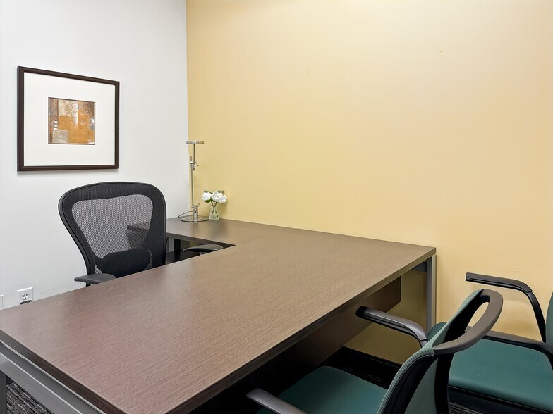 More Photos Of 10200 Forest Green Blvd, Louisville Coworking Space