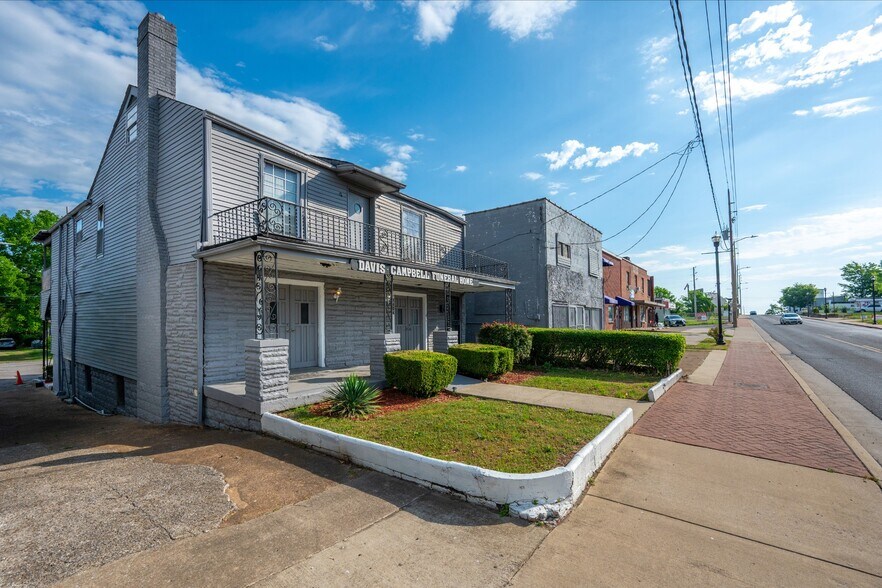 More Photos Of 1404 Jefferson St, Nashville Funeral Home For Sale