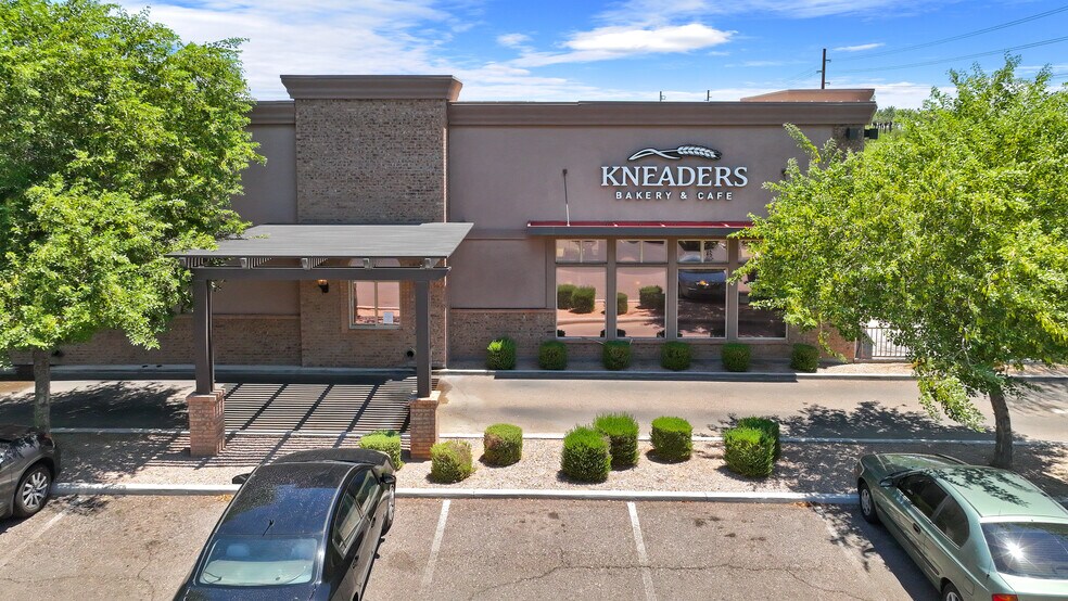 More Photos Of 2030 E Elliot Rd, Tempe General Retail For Sale