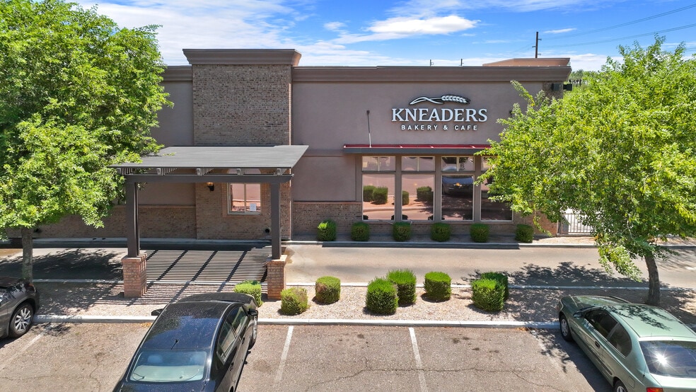 More Photos Of 2030 E Elliot Rd, Tempe Restaurant For Lease