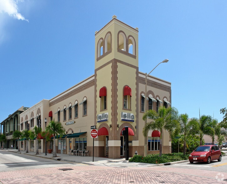 More Photos Of 120 S Dixie Hwy, West Palm Beach Storefront Retail Office For Lease