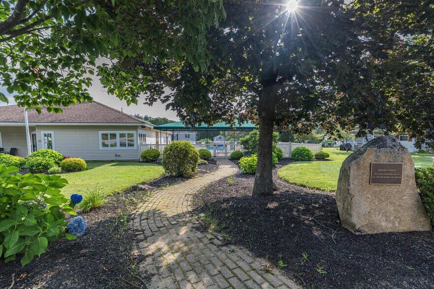 More Photos Of 11 Tamarack Lane -1, Rochester Manufactured Housing Mobile Home Park For Sale