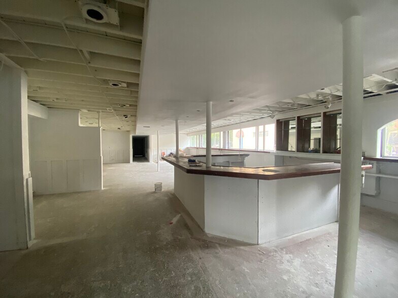 More Photos Of 1202 Simonton St, Key West Restaurant For Sale