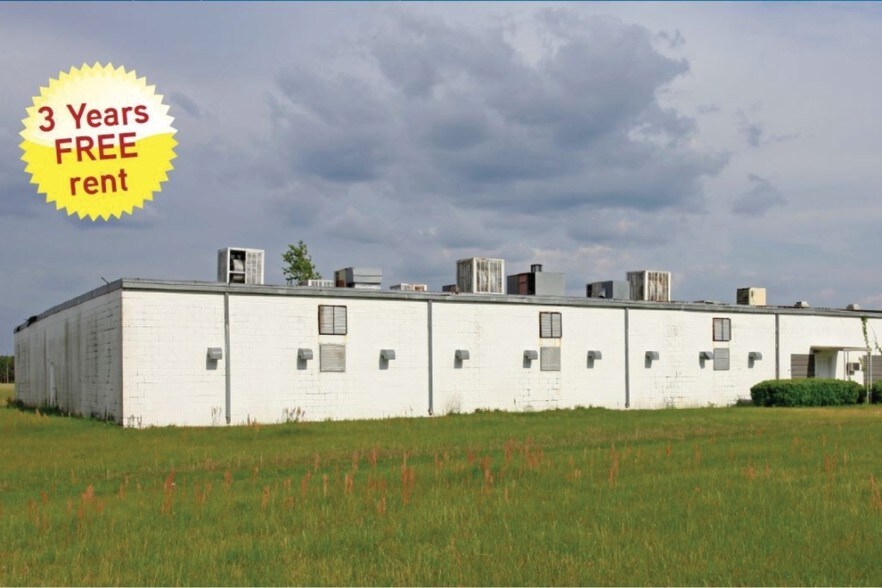 More Photos Of 3809 SE County Road 255, Lee Warehouse For Sale