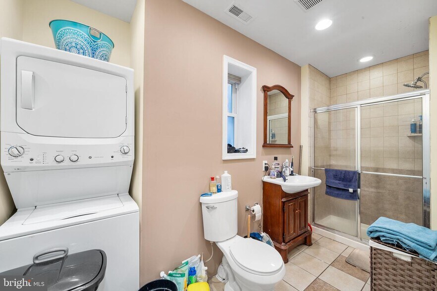 More Photos Of 2428 S Broad St, Philadelphia Apartments For Sale