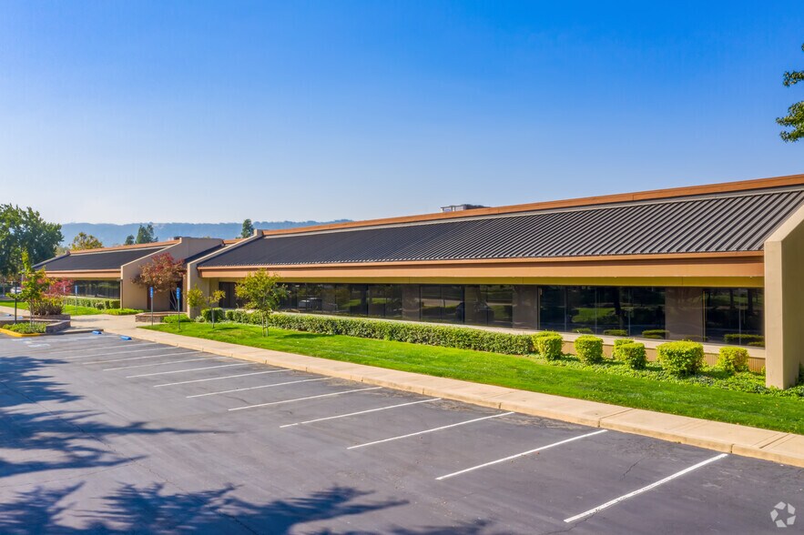 Primary Photo Of 4480 Willow Rd, Pleasanton Medical For Lease