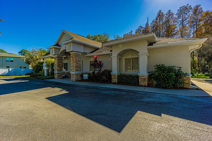 More Photos Of 6502 Gunn Hwy, Tampa Medical For Sale