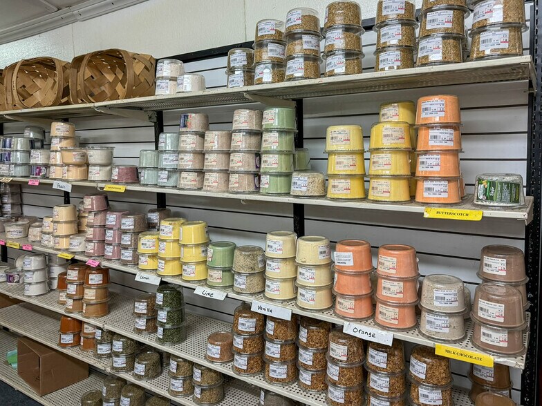More Photos Of 13685 Ocean Gateway, Wye Mills General Retail For Sale