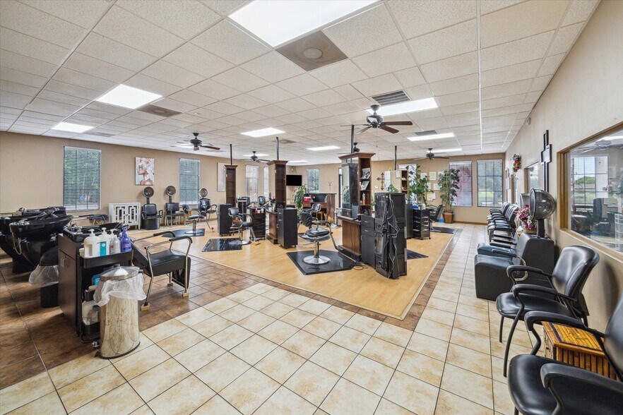 More Photos Of 3260 Strawberry Rd, Pasadena General Retail For Sale