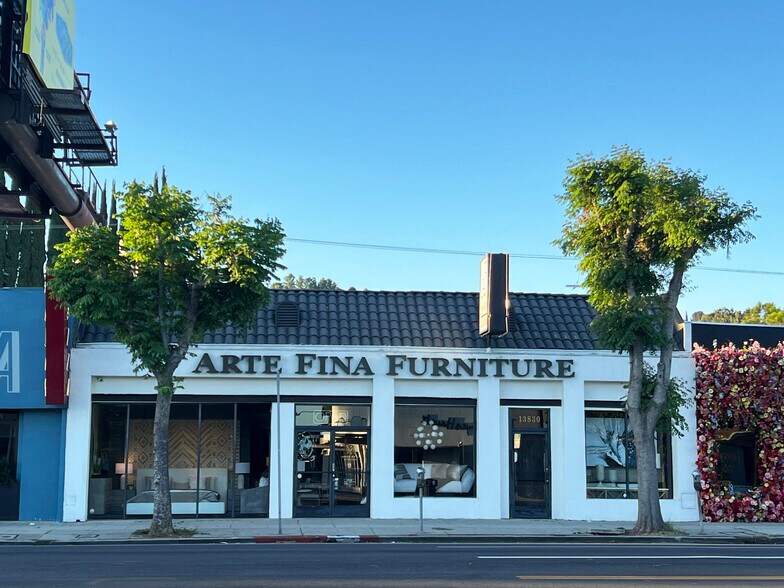 More Photos Of 13830 Ventura Blvd, Sherman Oaks Storefront For Lease