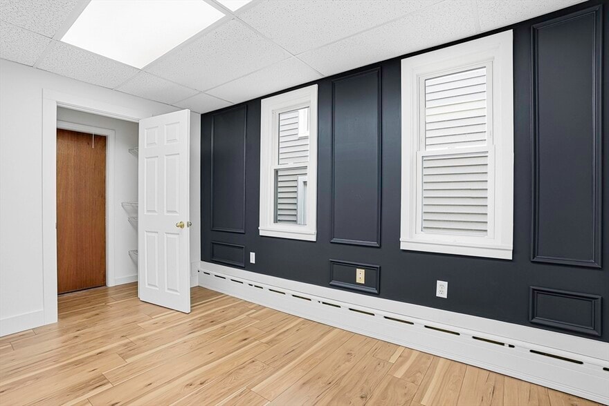 More Photos Of 10-16 South St, Westborough Office For Sale