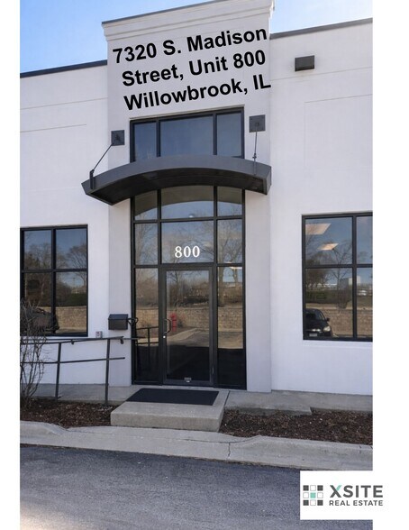 More Photos Of 7320 S Madison St, Willowbrook Flex For Sale