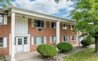 More Photos Of 909 E Jolly Rd, Lansing Multifamily For Sale