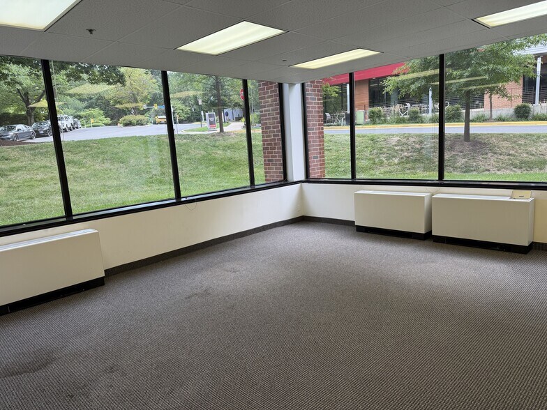 More Photos Of 11490 Commerce Park Dr, Reston Office For Lease