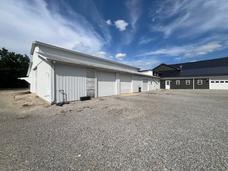 More Photos Of 380 S Main St, De Graff Light Manufacturing For Sale