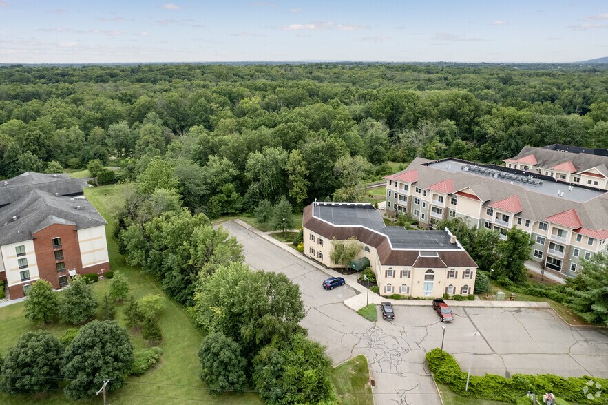 More Photos Of 953 US Highway 202 N, Branchburg Office For Lease