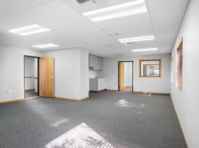 More Photos Of 5405 Mae Anne Ave, Reno Office For Lease