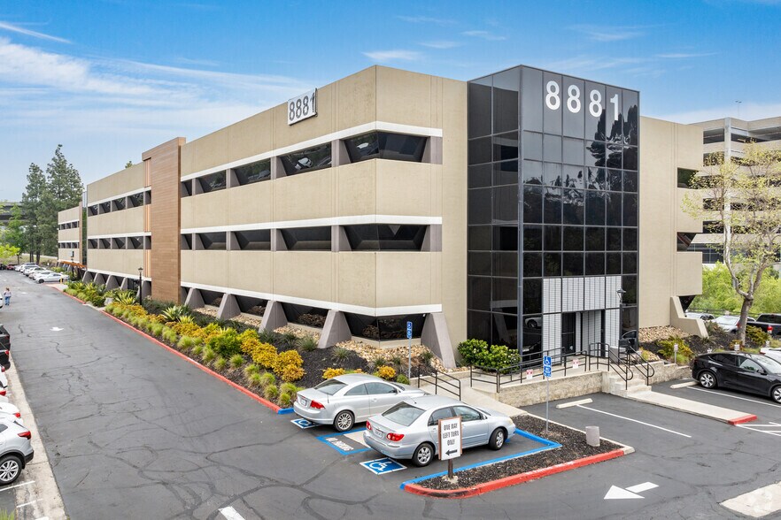 More Photos Of 8881 Fletcher Pky, La Mesa Medical For Lease