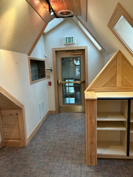 More Photos Of 310 S Burrowes St, State College Office Residential For Lease