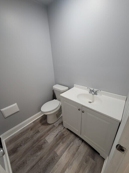 More Photos Of 6463 Church St, Riverdale Office For Sale