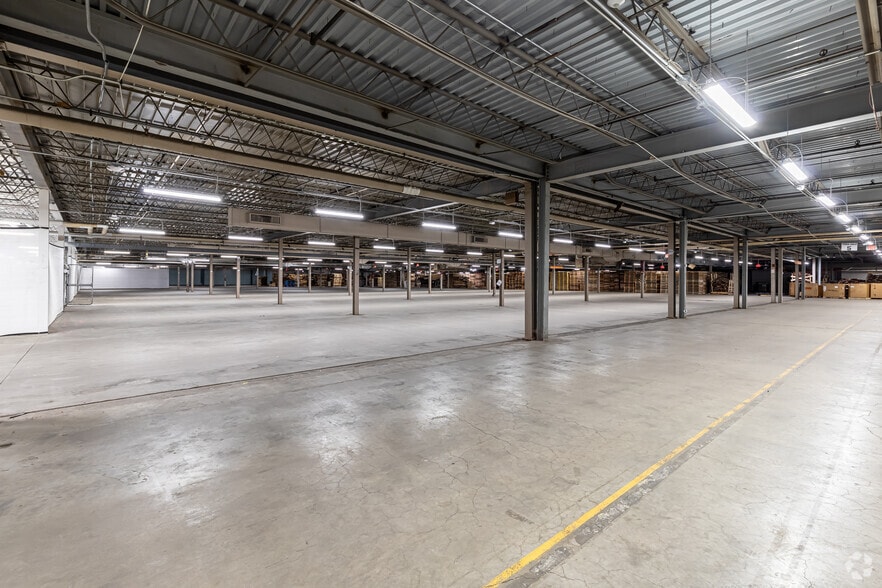 More Photos Of 53 Manning Rd, Enfield Warehouse For Lease