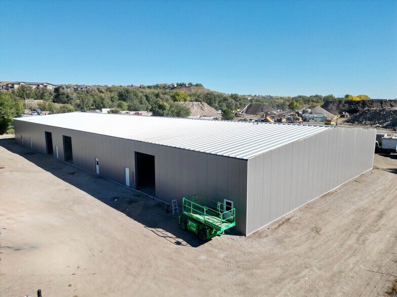 More Photos Of 2185 Janitell Rd, Colorado Springs Warehouse For Lease
