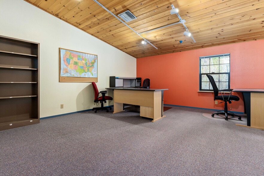 More Photos Of 870 Gold Flat Rd, Nevada City Research And Development For Sale