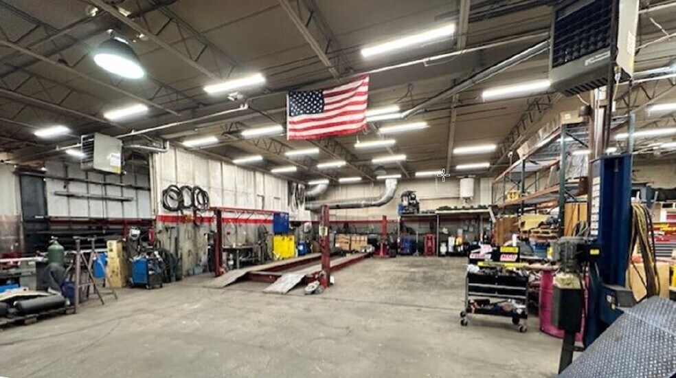 More Photos Of 96 Commercial St, Freeport Warehouse For Sale