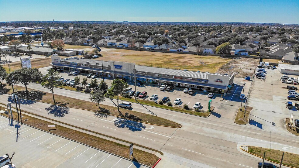 More Photos Of 3719 N Fry Rd, Katy Storefront Retail Office For Lease