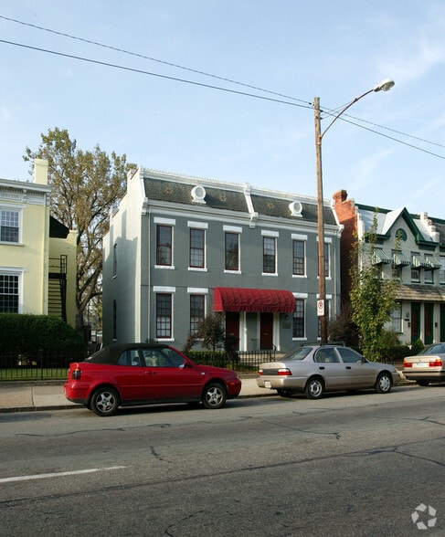 More Photos Of 2405-2407 W Main St, Richmond Office For Lease