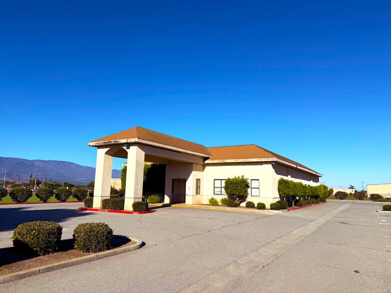 More Photos Of 901 Los Coches Rd, Soledad Medical For Sale
