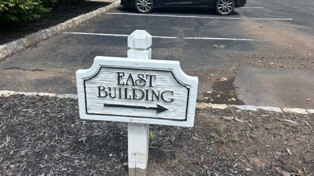 More Photos Of 372 Route 22 West, White House Station Office For Lease