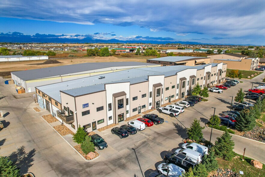 More Photos Of 3080 Airport Dr, Erie Flex For Sale