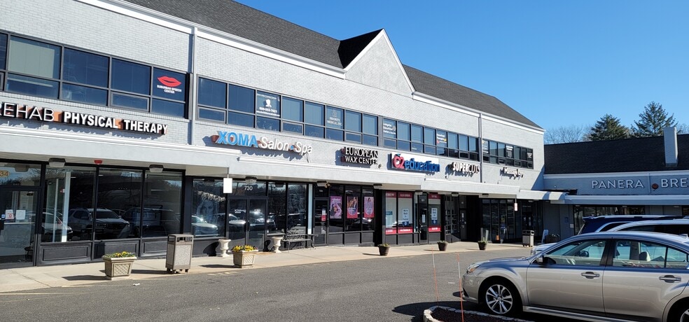 More Photos Of 720-748 Morris Tpke, Short Hills Unknown For Lease