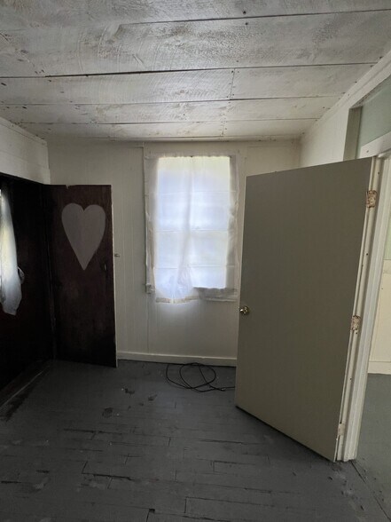 More Photos Of 271 Main St, Union Apartments For Sale