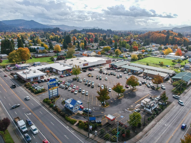 More Photos Of 4205-4229 Main St, Springfield Unknown For Lease