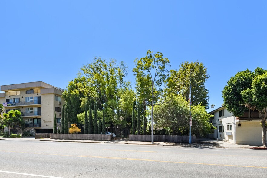 More Photos Of 5352 Franklin Ave, Los Angeles Land For Sale