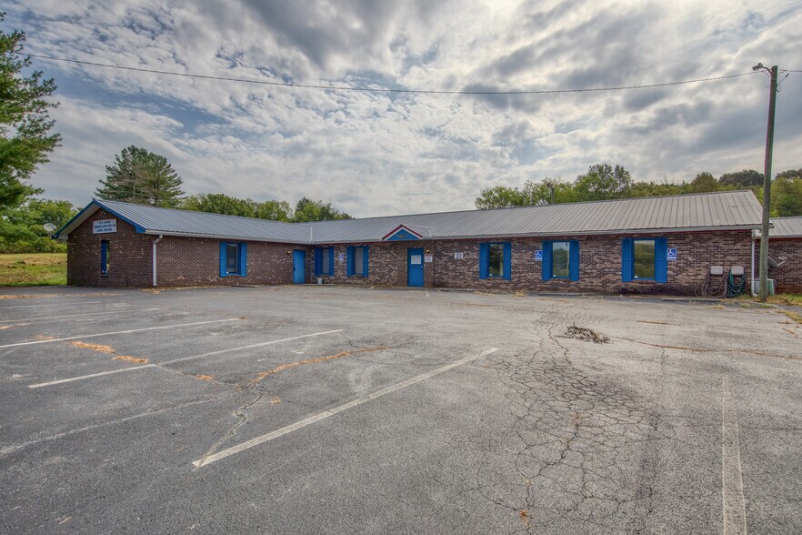 More Photos Of 10769 W Lee Hwy, Loudon Loft Creative Space For Sale