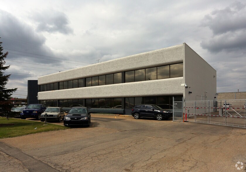 More Photos Of 4103 97th St NW, Edmonton Office Residential For Sale