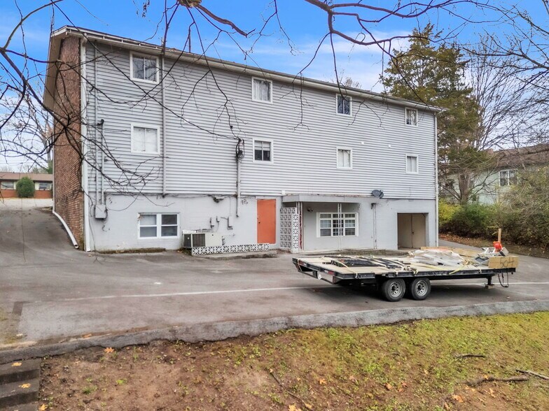 More Photos Of 412 Watauga Dr, Knoxville Apartments For Sale