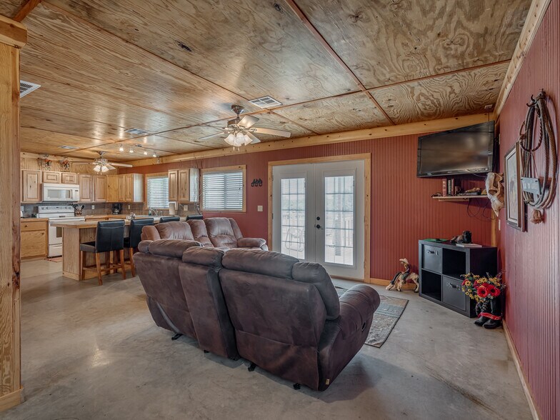 More Photos Of 341070 E 890 Rd, Chandler Lodge Meeting Hall For Sale