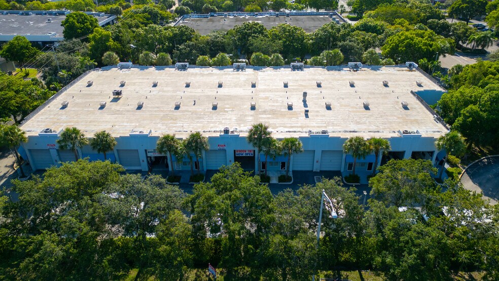 More Photos Of 6761 W Sunrise Blvd, Plantation Warehouse For Sale