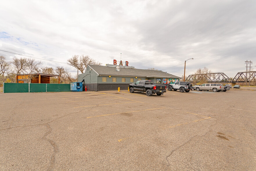 More Photos Of 1349 13th Ave SW, Great Falls Bar For Sale