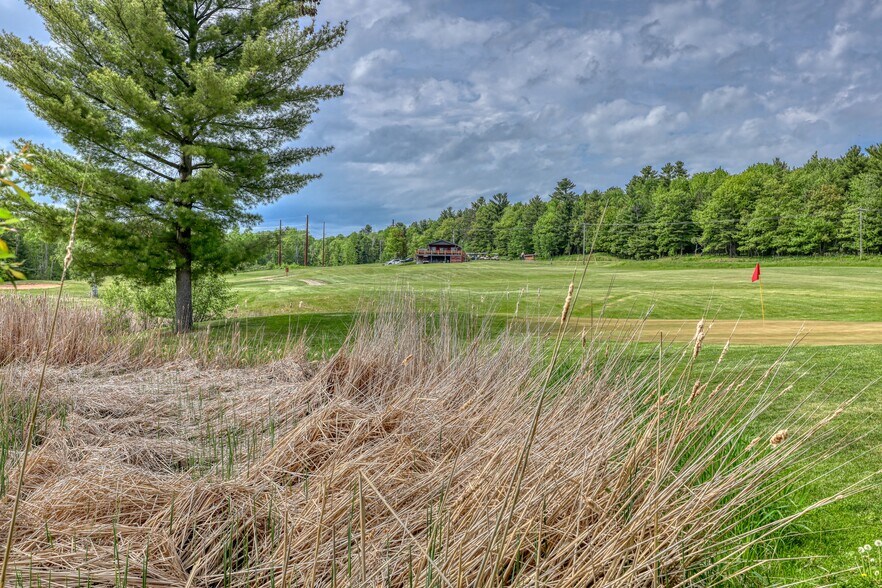 More Photos Of 950 County Highway C, Washburn Golf Course Driving Range For Sale