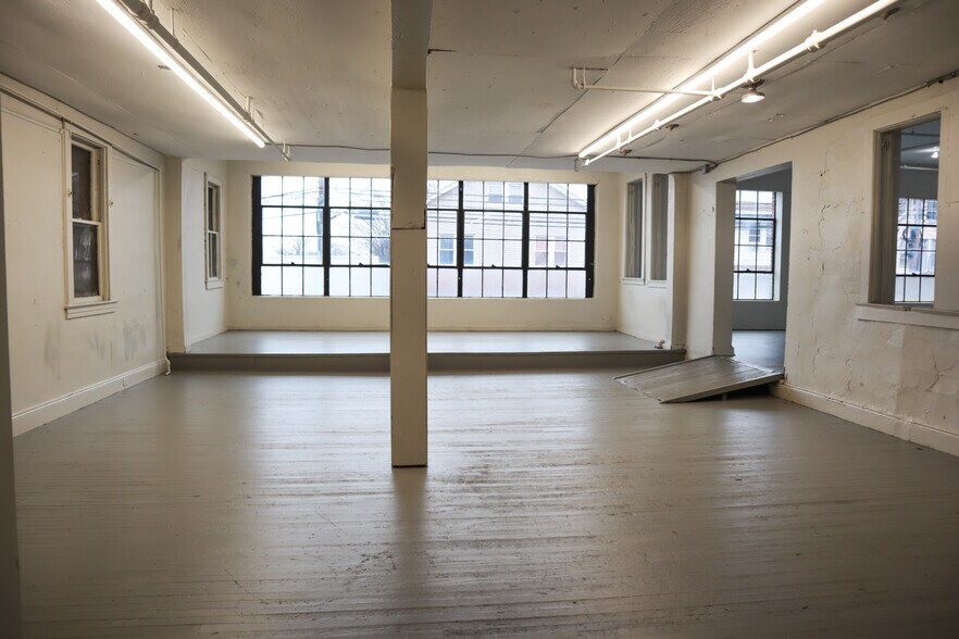 More Photos Of 309-311 Hillside Ave, Hillside Warehouse For Sale