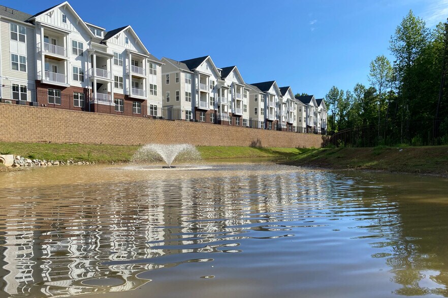 More Photos Of 5401 Commonwealth Centre Pky, Midlothian Apartments For Sale