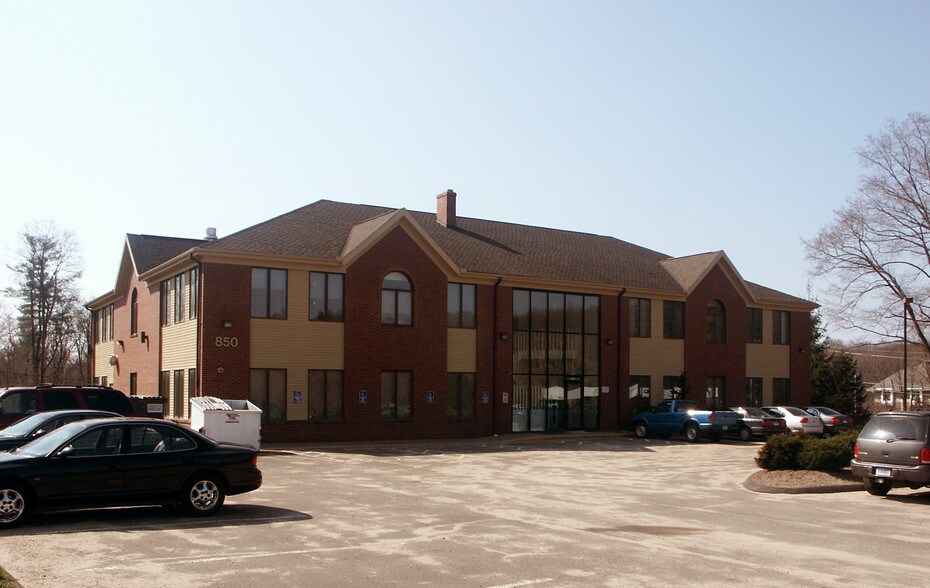 Primary Photo Of 850 Straits Tpke, Middlebury Office For Lease