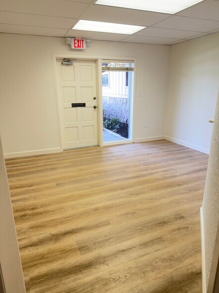 More Photos Of 3443 Tamiami Trl, Port Charlotte Medical For Lease