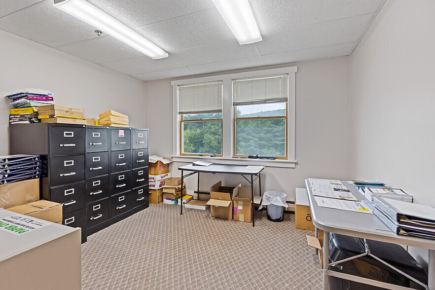 More Photos Of 323 State St, Augusta Office Residential For Sale