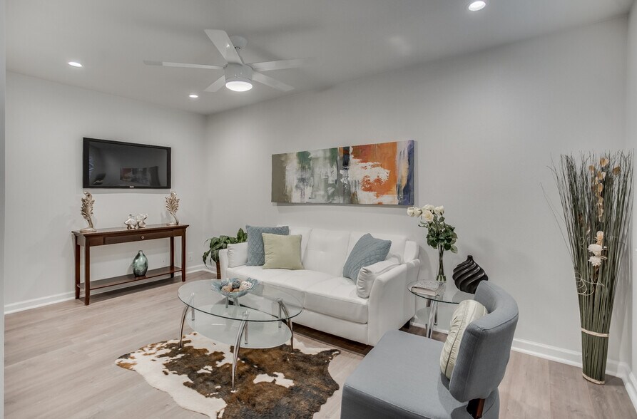 More Photos Of 4927 San Jacinto St, Dallas Apartments For Sale
